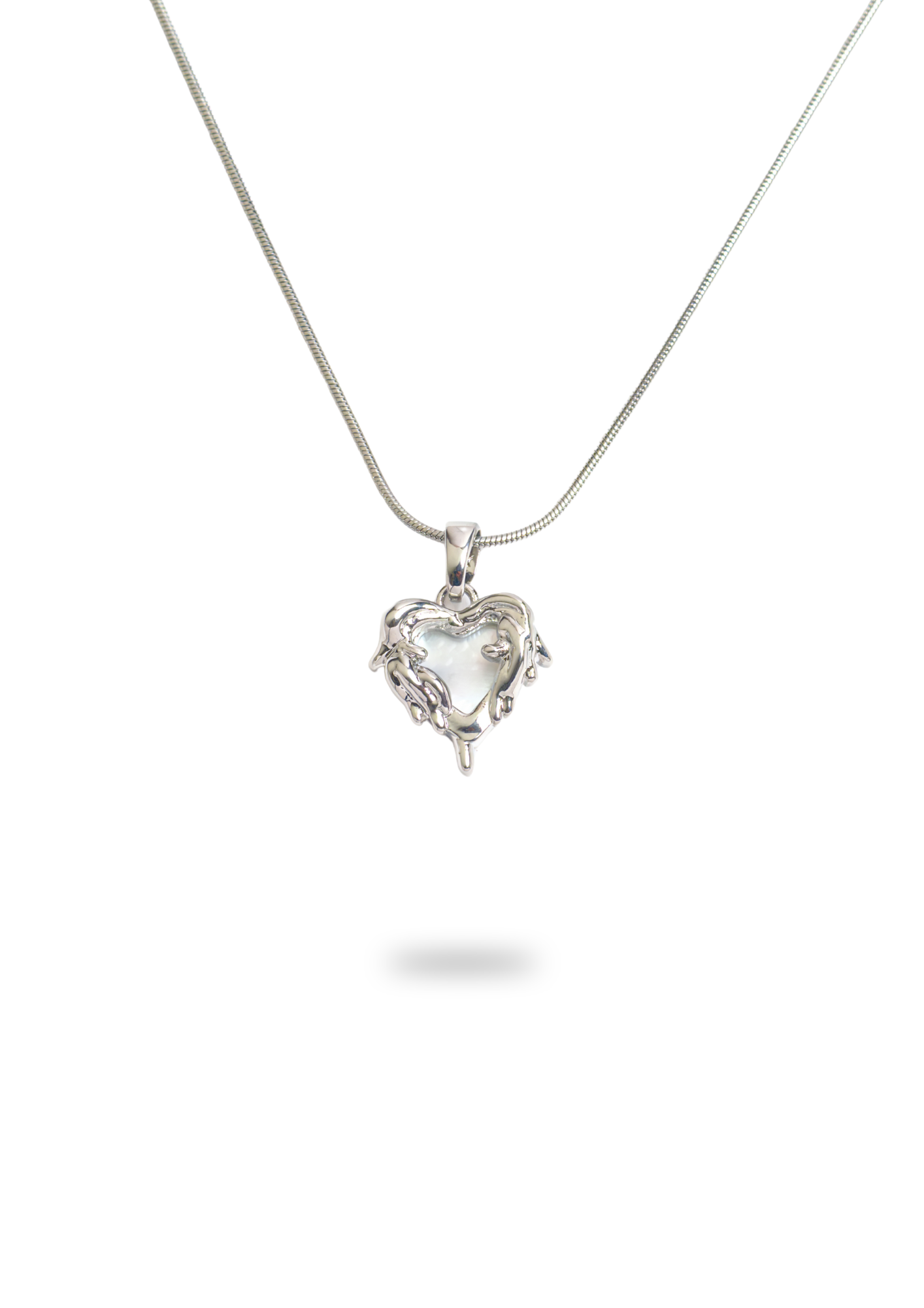 Flowing Mother-of-Pearl Heart