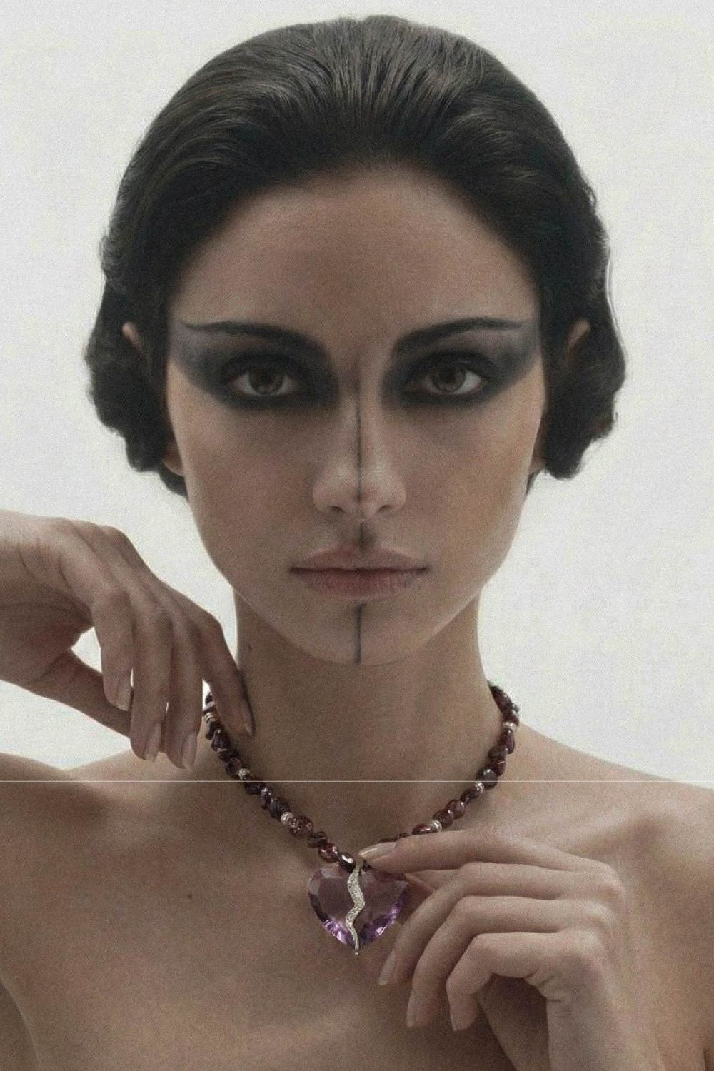 ince zincirli altın kalp kolye