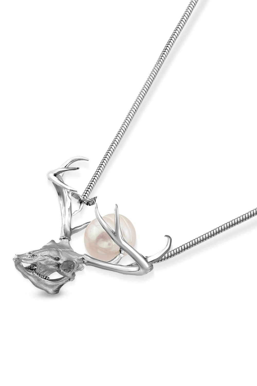 Lüks tasarımlı My Deer Pearl kolye görünümü
