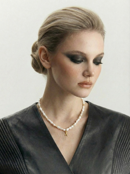 Ay Taşı Dişil Enerji Kolye