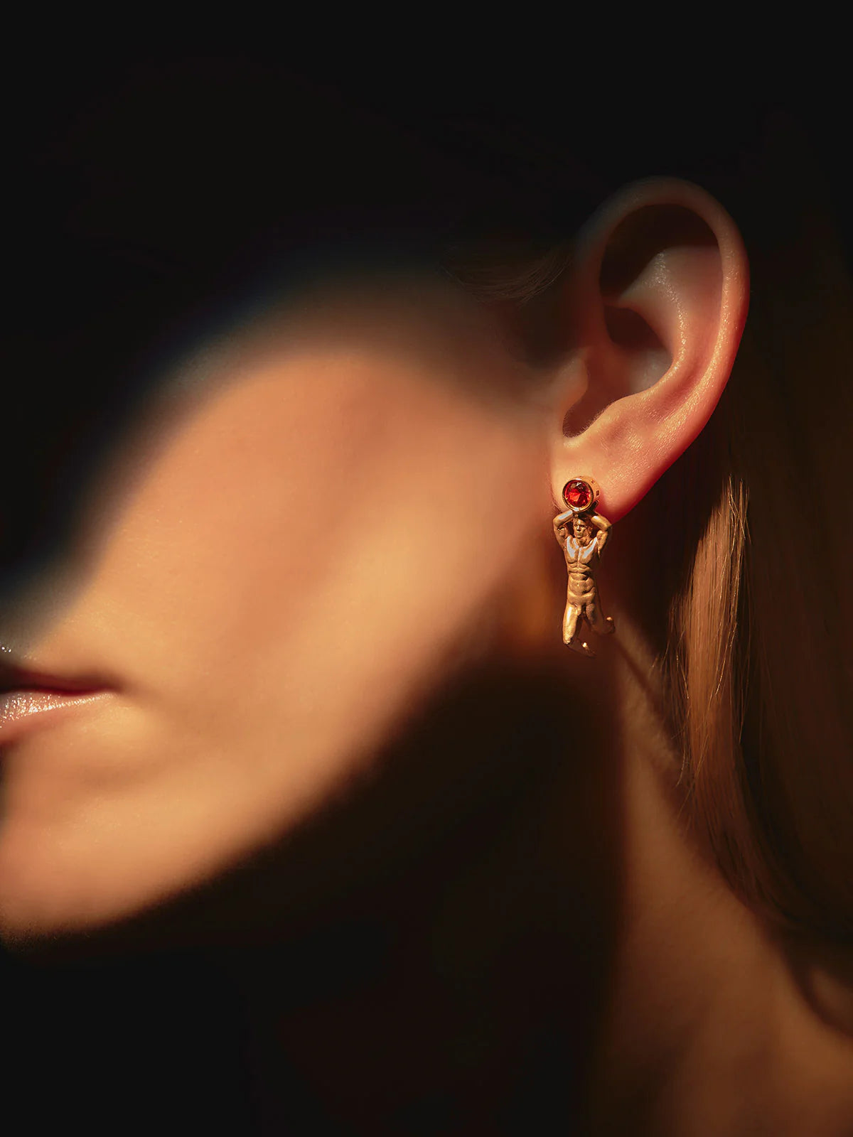 Daphne and Apollo Earring