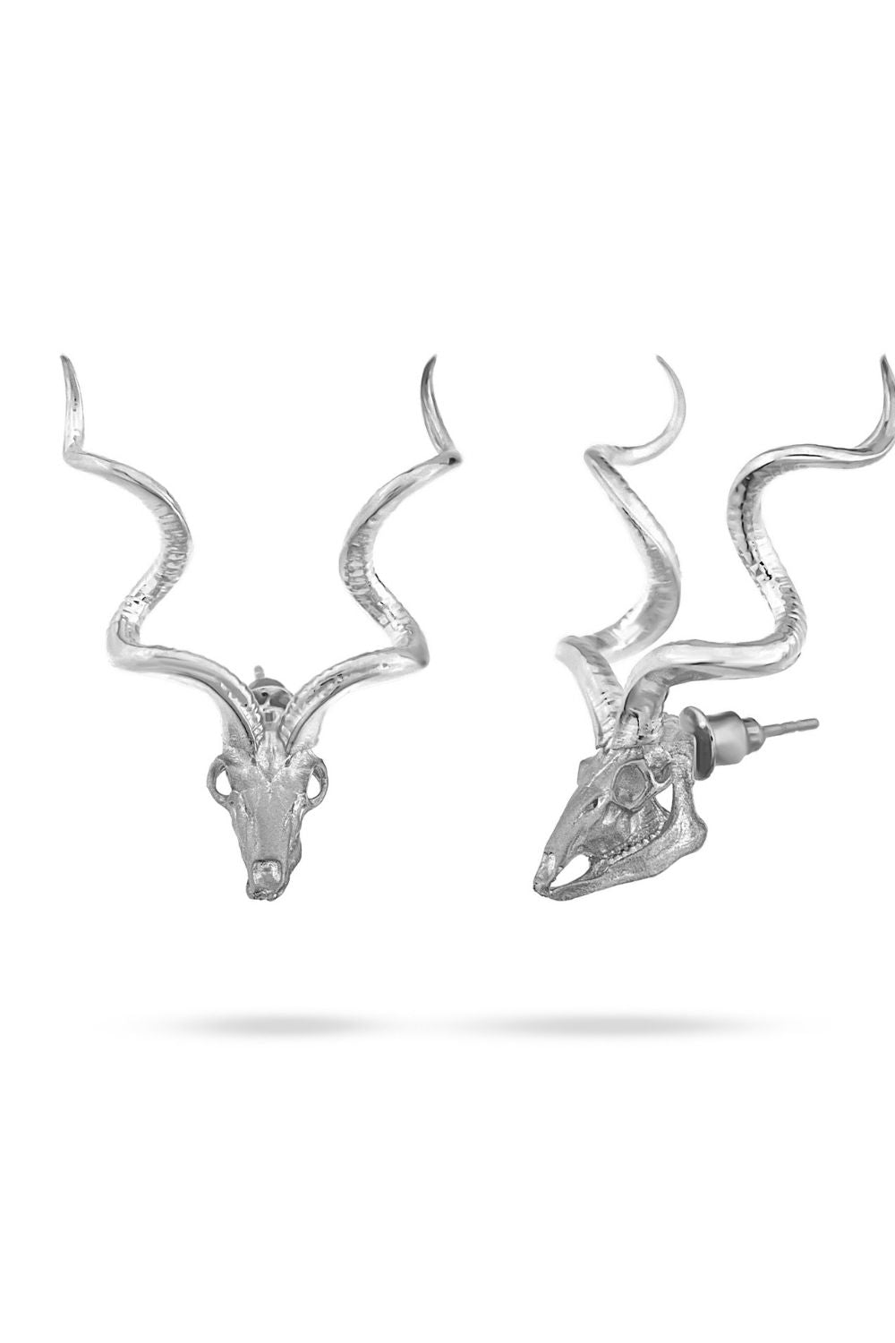 22K altın kaplama Bullish Pearl Earring görünümü