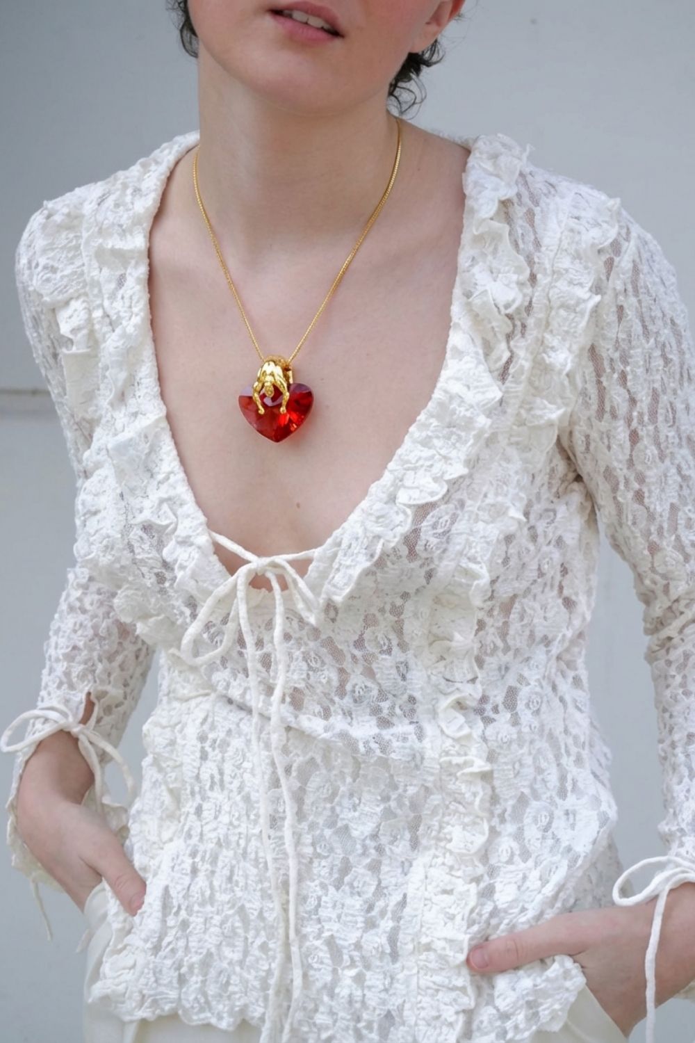 Modern ve romantik Mr Lovely kolye modeli